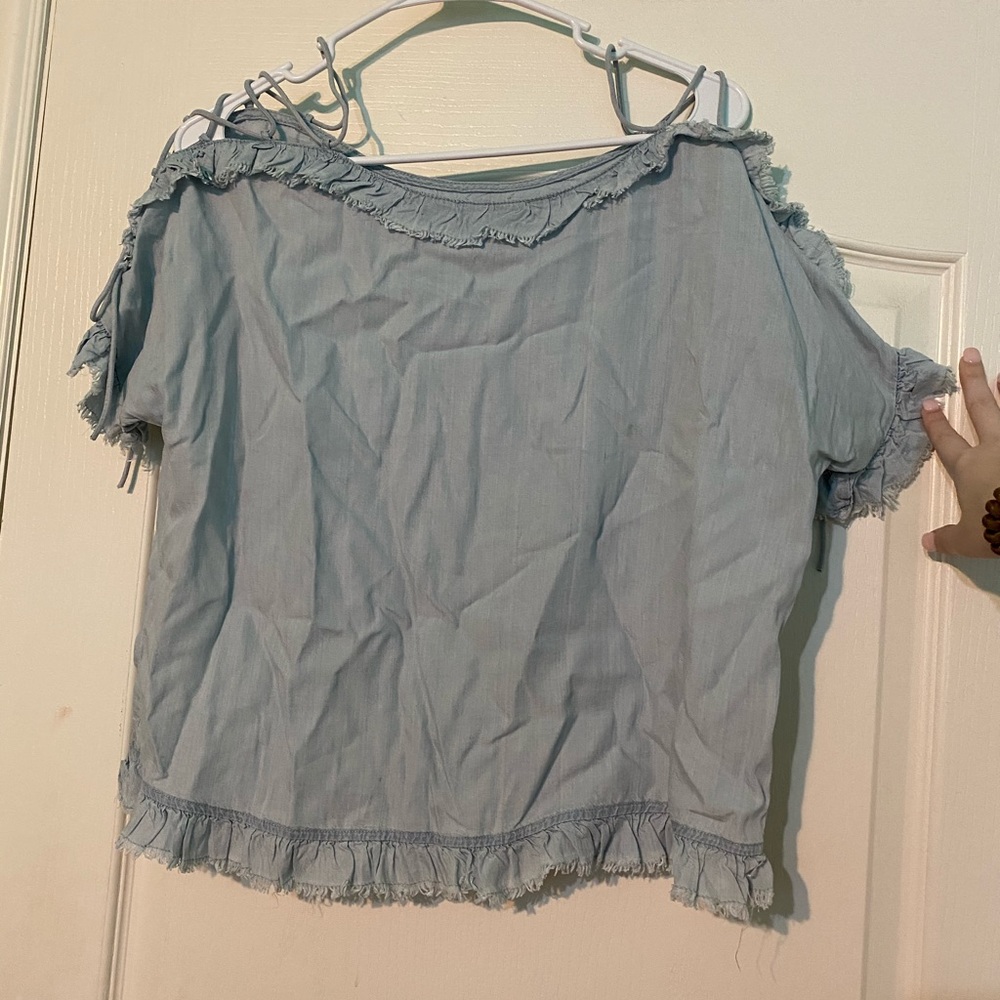 Light blue shirt